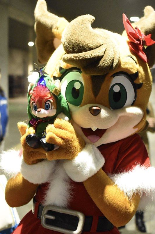 Ychan - rl - random fursuits - 195143