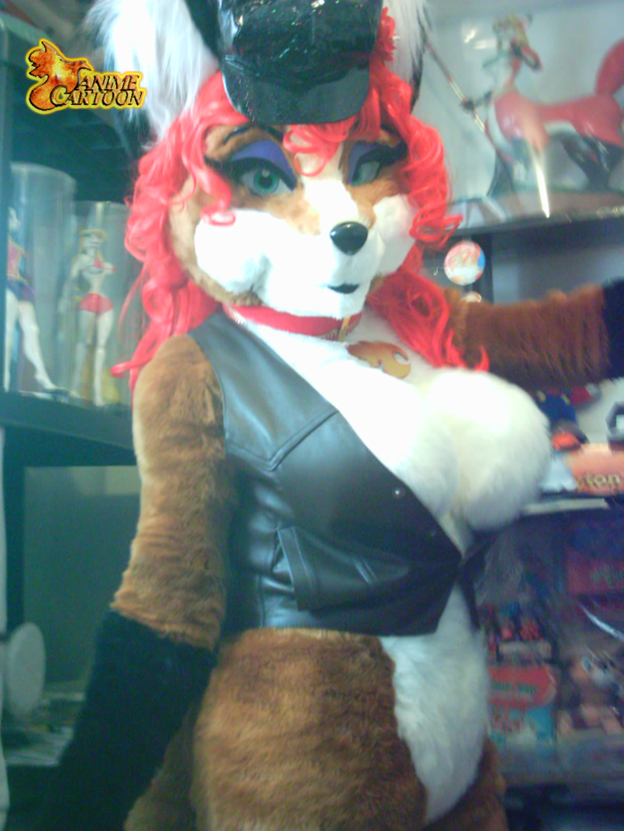 Ychan - rl - female fursuits 2011 - 90307